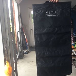 Miche bag cover/shell storage.